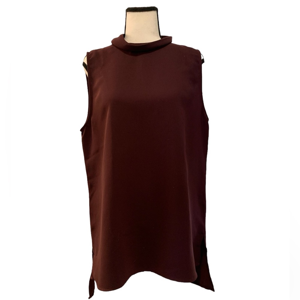 Ann Taylor | Maroon Asymmetrical sleeveless top